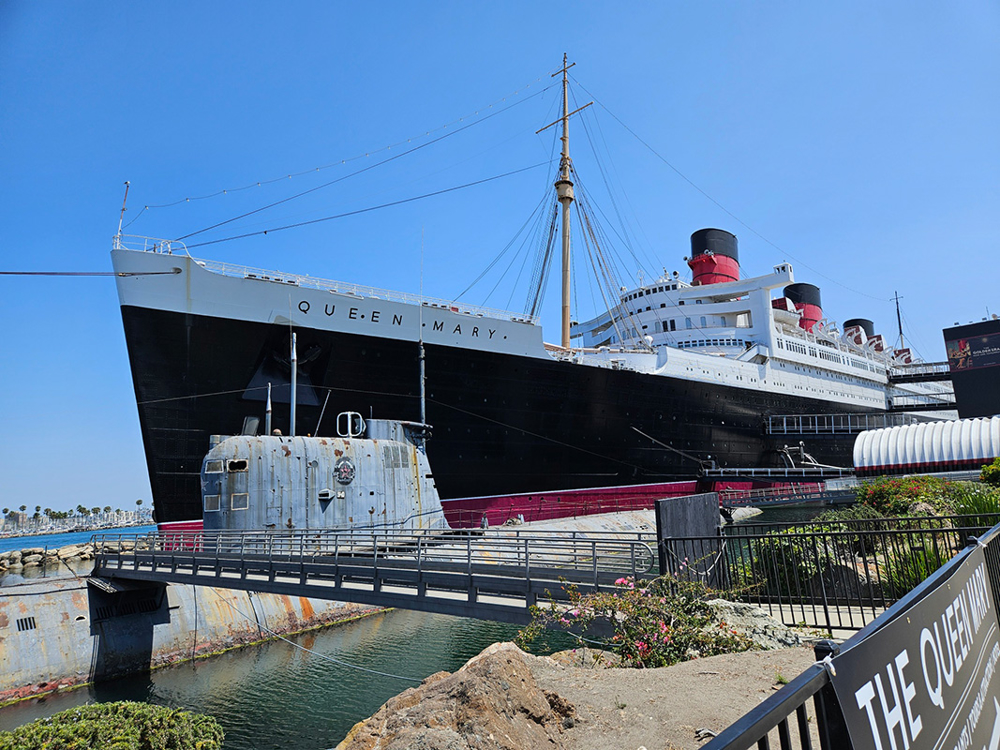 Picture of Ghostly Grandeur Aboard The Queen Mary 10/28/2025
